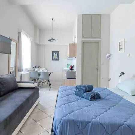 Comfy Marina Apartment