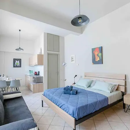 Comfy Marina Apartment